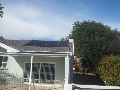 solar pool heating panels on roof